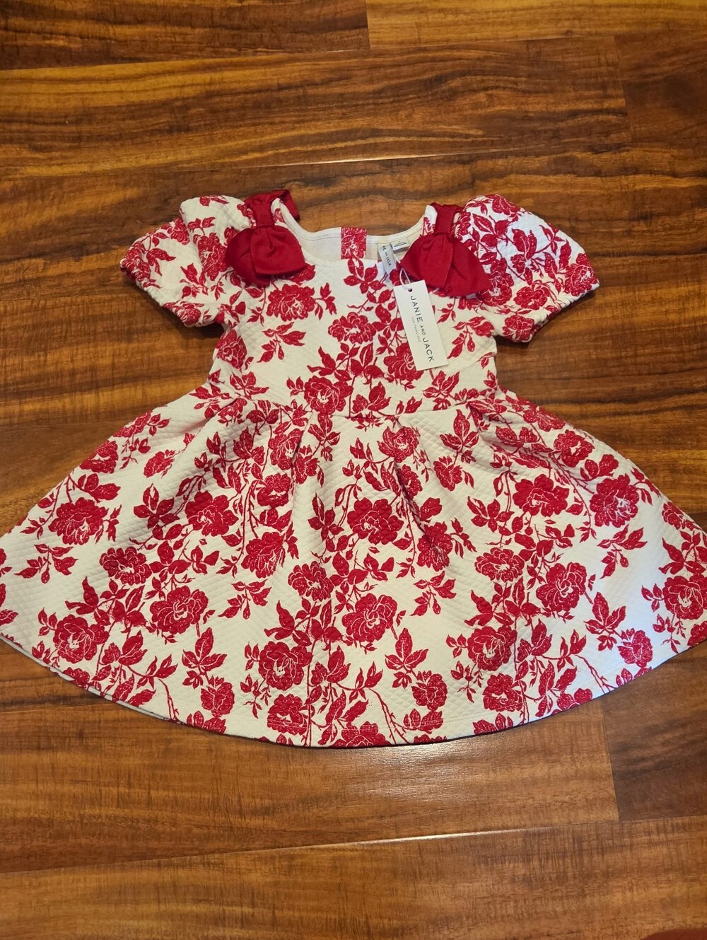 Janie and Jack NWT 3T Red/Ivory Floral Quilted Holiday Dress